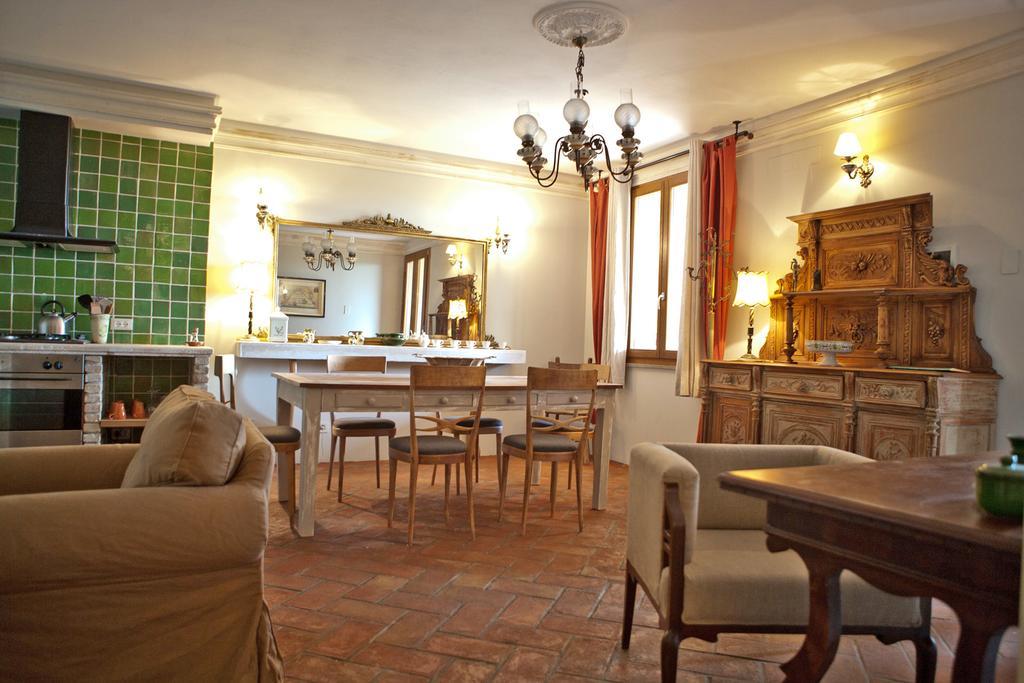 Tuscany Forever Famiglia Apartments Волтера Екстериор снимка