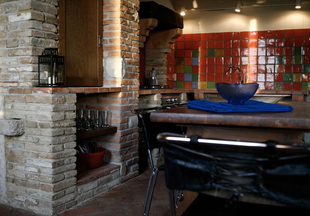 Tuscany Forever Famiglia Apartments Волтера Екстериор снимка