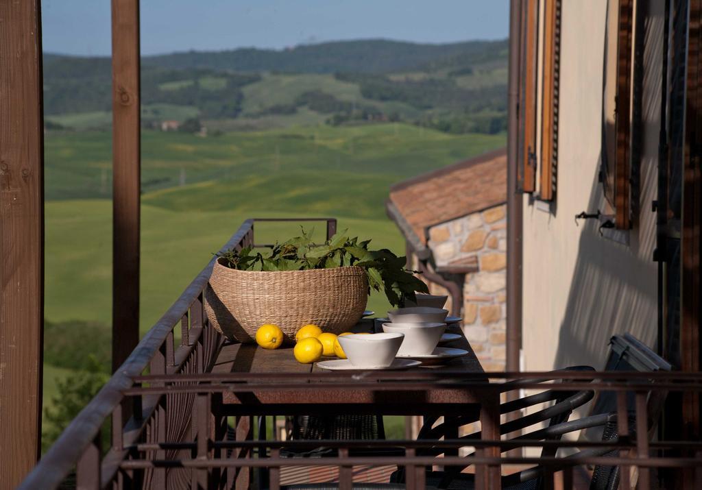 Tuscany Forever Famiglia Apartments Волтера Екстериор снимка